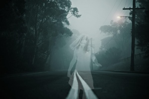 ghost-girl-street